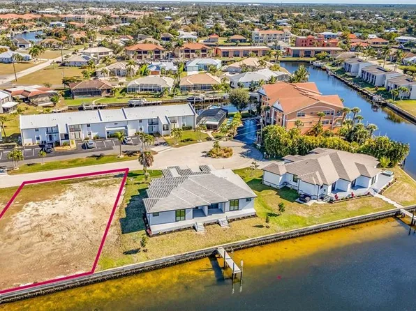 1317 Wesley Dr #10, Punta Gorda, FL 33950