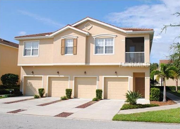 2nd image of 3710 Parkridge Cir