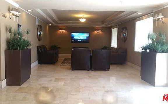 3rd image of 620 S Gramercy Pl APT 310