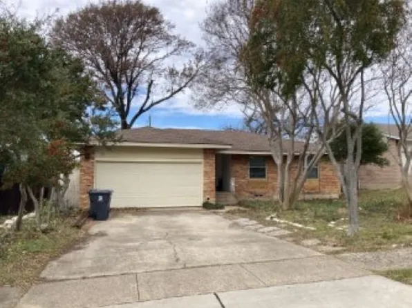 9015 Clearwater Dr, Dallas, TX 75243