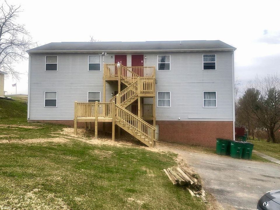 2nd image of 755 Schaeffer St