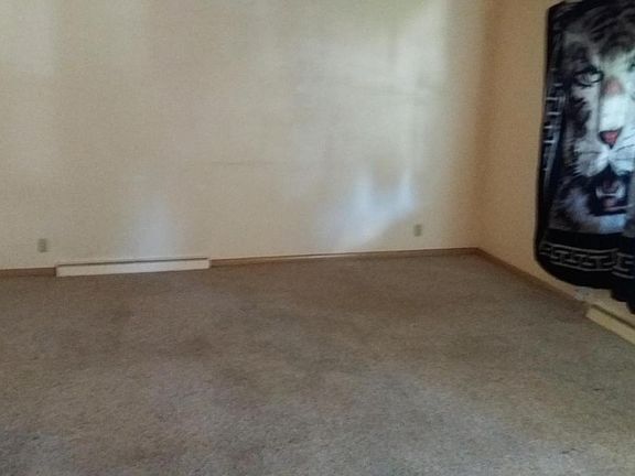 5th image of 7818 W Fiebrantz Ave