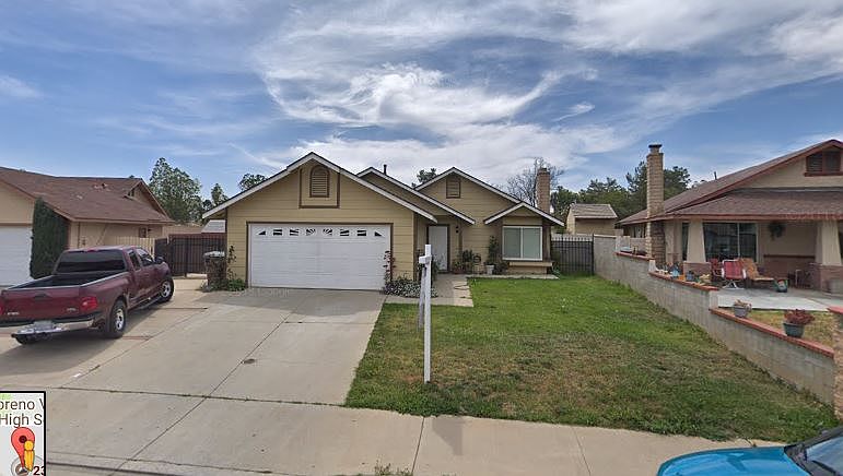 1st image of 23205 Dunhill Dr