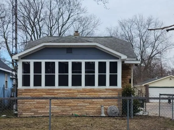 1844 Superior St, Muskegon, MI 49442