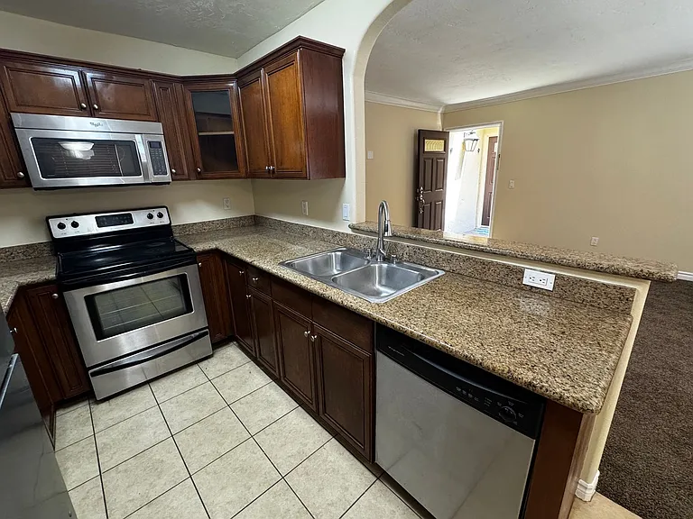 792 Avocado Ave #10 — Photo 10