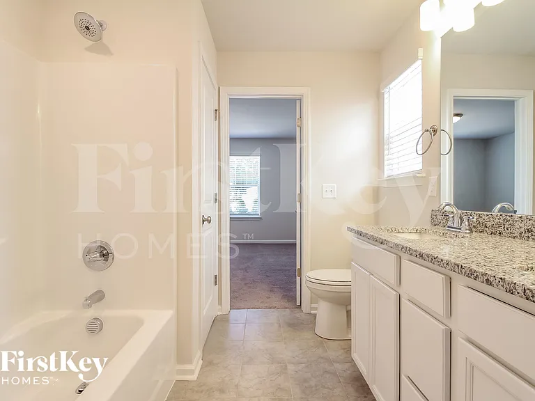412 Stonefence Dr — Photo 13