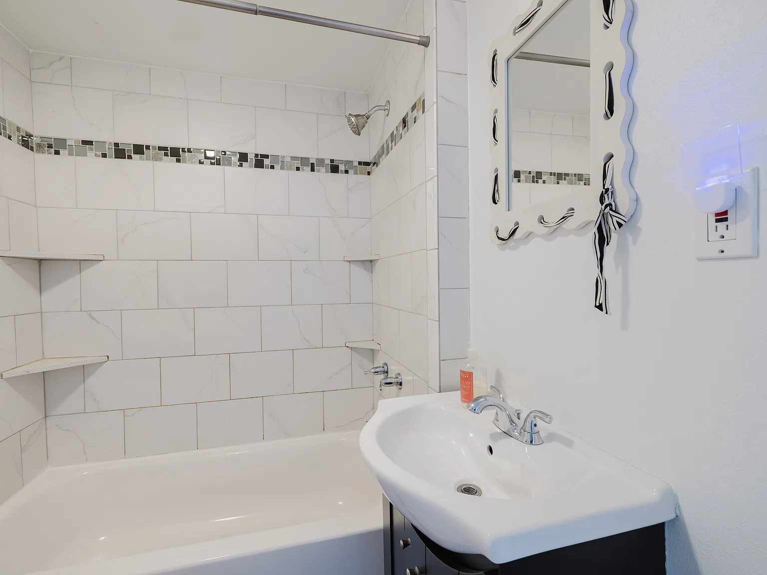 2 bed, 800 sqft, $1,550 — Photo 4