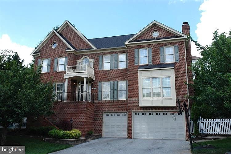 1st image of 9704 Woodfield Ct
