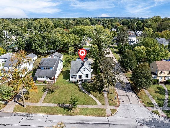 3rd image of 6697 Parma Park Blvd