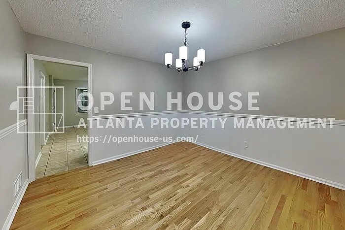 4241 Glenforest Way NE — Photo 9