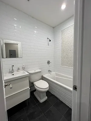 Rented by REINA PROPERTY GROUP CORP | media 23