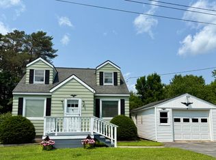 9 Coveytown Rd, Constable, NY 12926