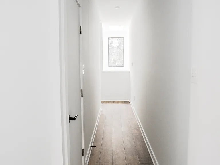1260 Parkwood Ave — Photo 37