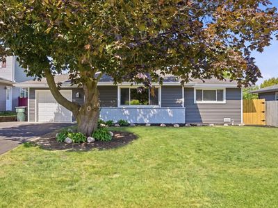 412 S Thornwood Dr, Lindenhurst, IL, 60046