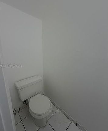 4th image of 3004-21300 NE 8th Ct #3004