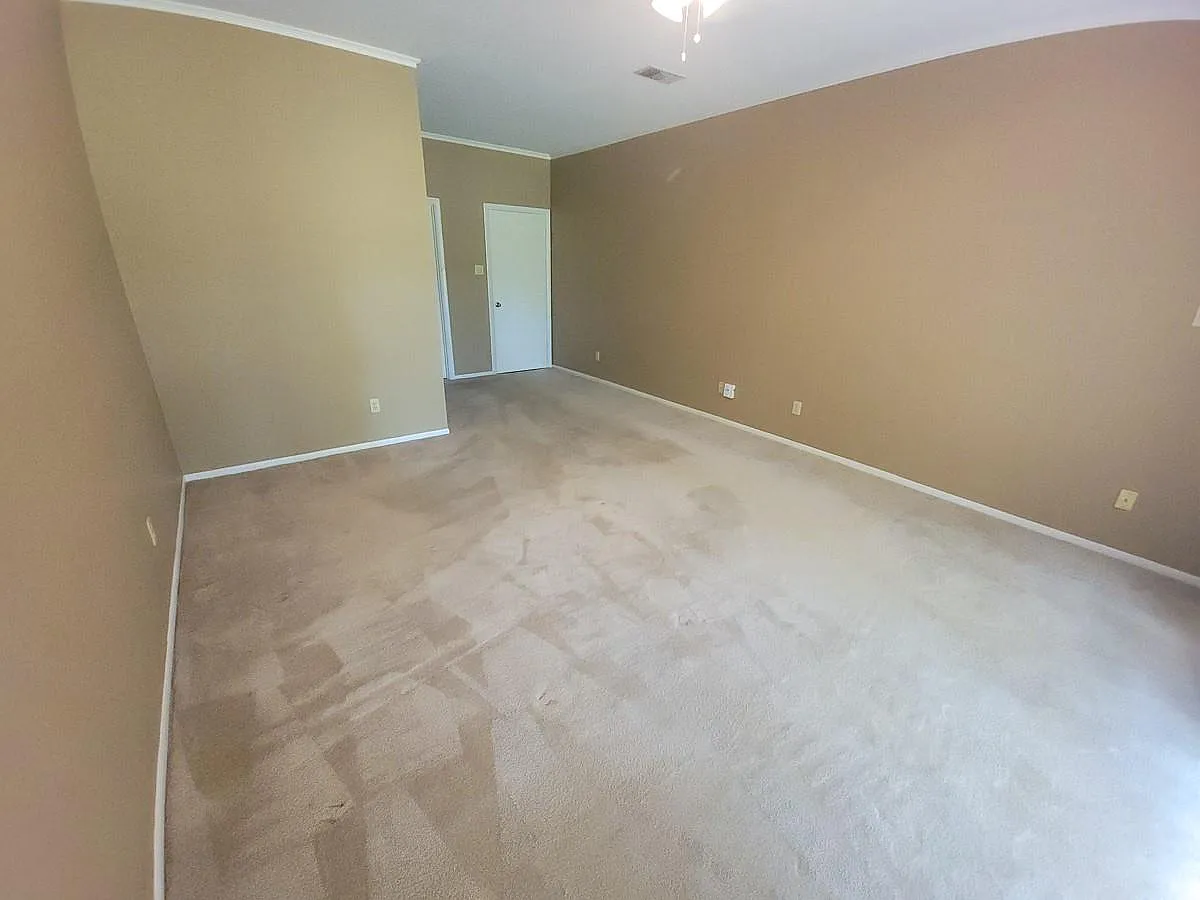 3 bed, 2.0 bath, 2175 sqft, $2,500 — Photo 4