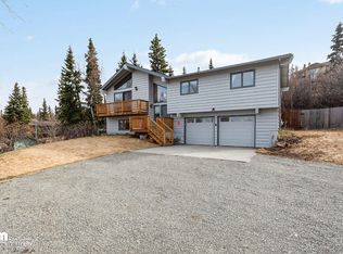 7231 Russell Cir, Anchorage, AK 99507