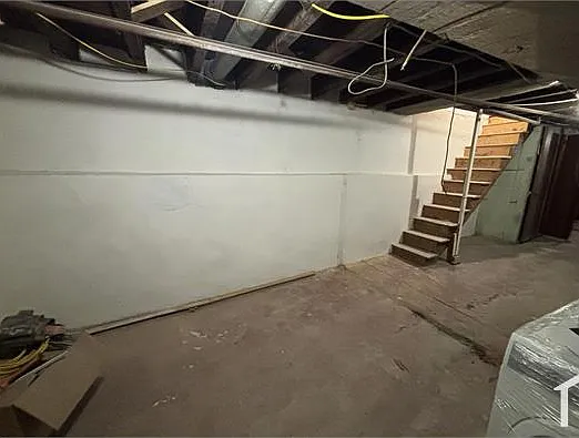 703 E Allegheny Ave — Photo 26