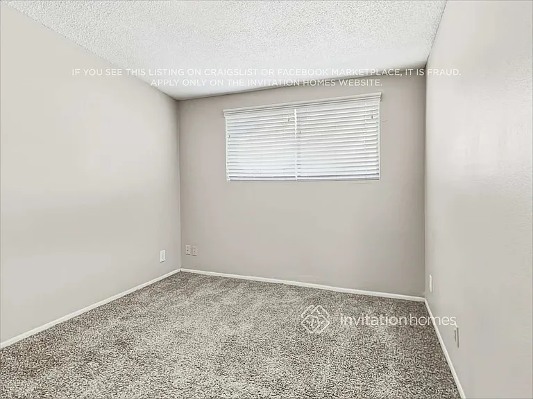 8831 N 37th Dr — Photo 14
