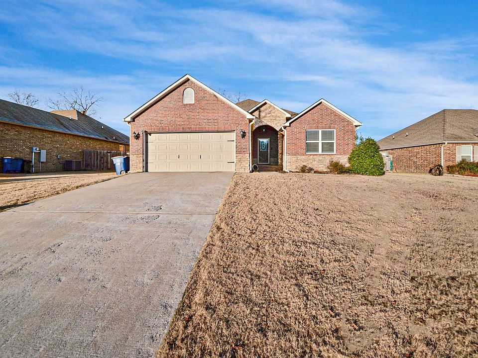 1st image of 17109 Crooked Oak Dr