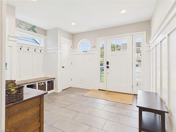 3rd image of 2365 Rookery Way