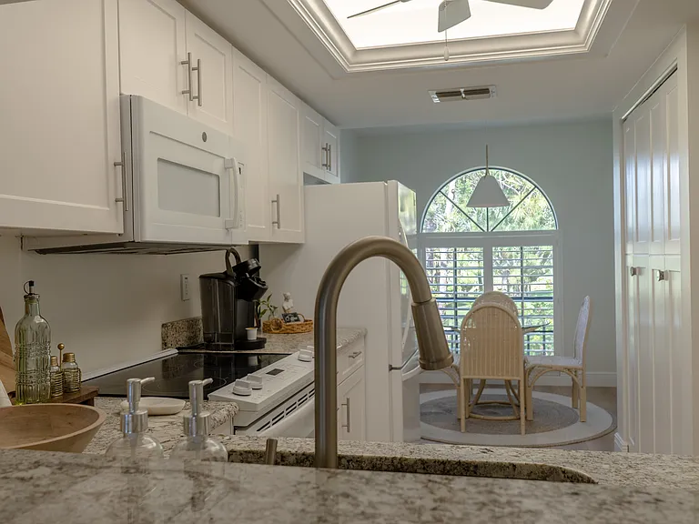 265 Deerwood Cir — Photo 18