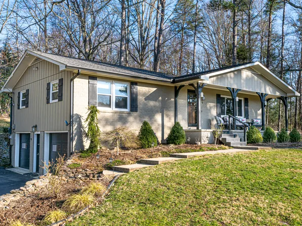 9 W Haven Ln, Arden, NC 28704