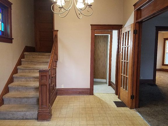 3rd image of 333 S 8th St