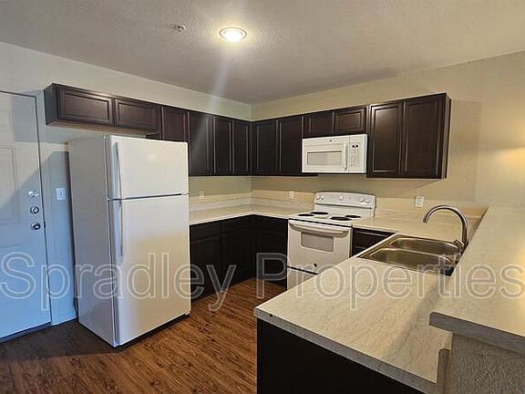 5th image of 255 E 5th Ave APT 323