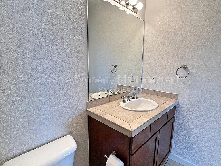 2488 Decatur St — Photo 21
