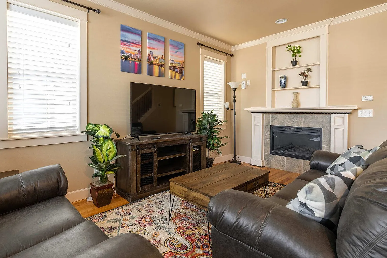 4 bed, 3.0 bath, 2497 sqft, $11,016 — Photo 2