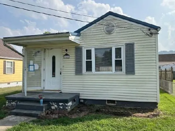 203 Marshall Ave, Dunbar, WV 25064