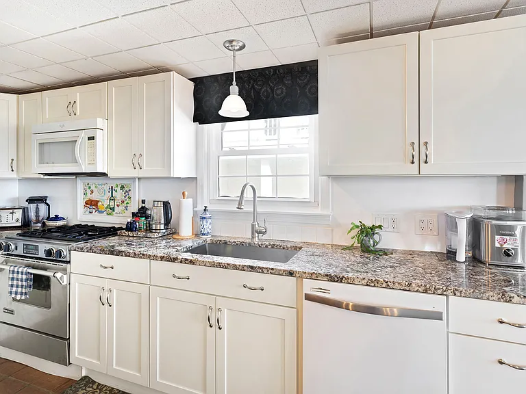 473 Ocean Blvd #1 — Photo 11