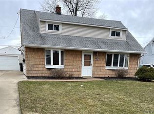 121 E Somerset Ave, Tonawanda, NY 14150