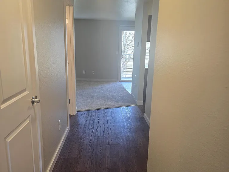 Monterey Apartments — Photo 11
