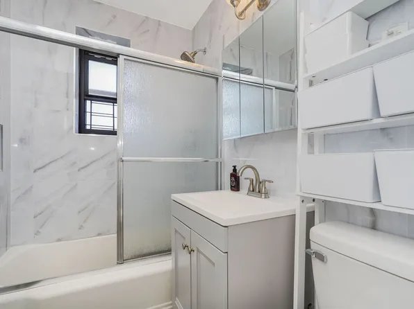 2821 Kings Highway image 20 of 22