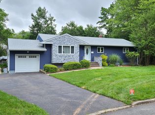 416 Johned Rd, Northvale, NJ 07647