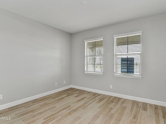 3rd image of 5544 N 194TH Lane