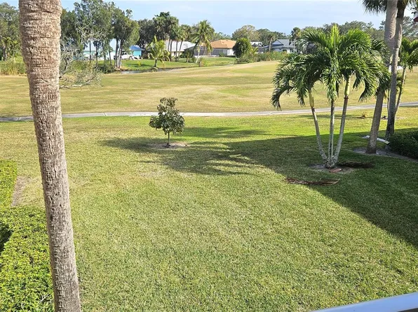 25 Pine Arbor Lane #205, Vero Beach, FL 32962