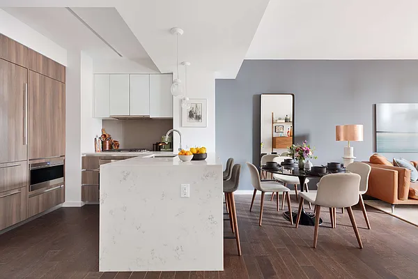 Sold by The Marketing Directors (Arias) | media 2