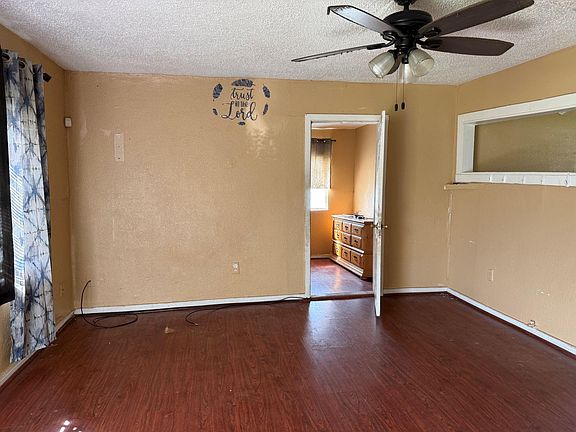 2nd image of 4809 Wenda St