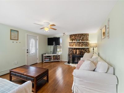 214 Promenade St, Barrington, RI, 02806