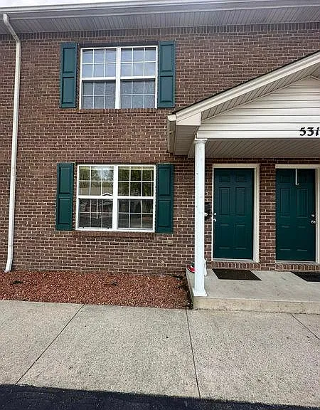 531 Hillcrest Dr #C — Photo 1