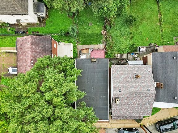 4th image of 107 Overbrook Blvd