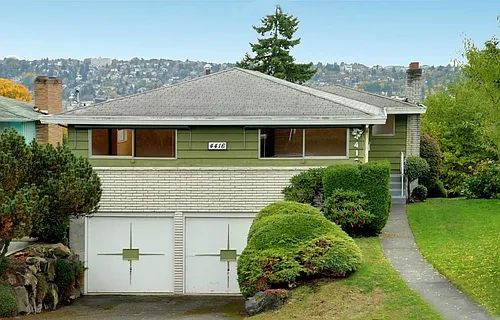 4416 28th Pl W Photo 1