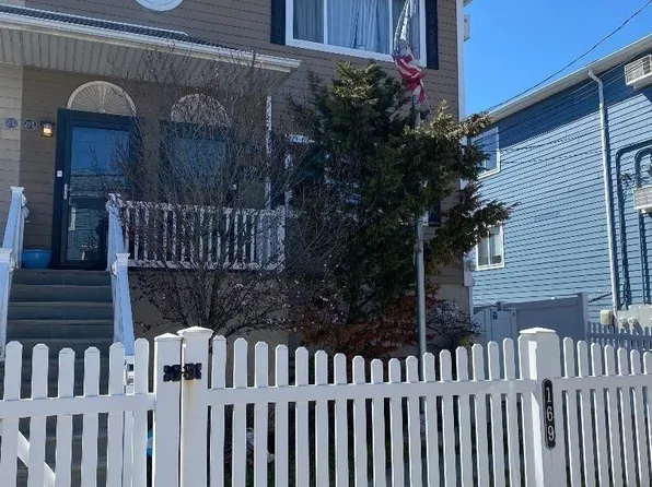 169 Beach 98th Street, Far Rockaway, NY 11694