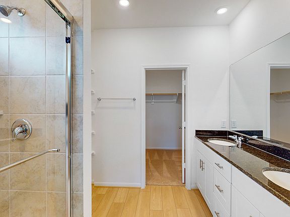 5th image of 2707 Hollow Alpine Way