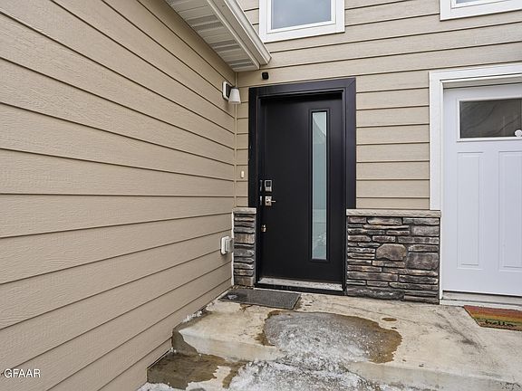 2nd image of 1728 Tobi Ln
