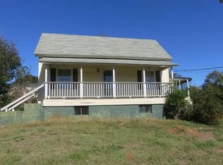 7 Allen St, Pelzer, SC 29669