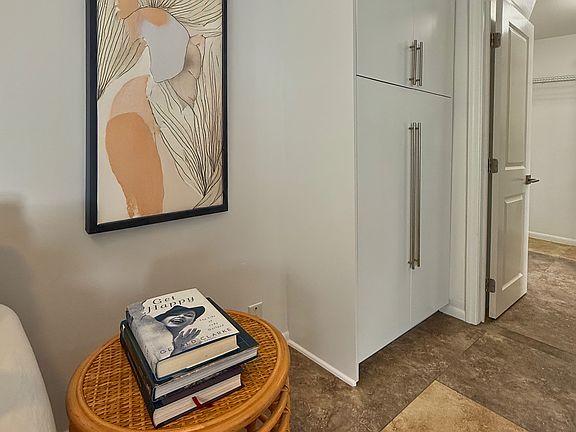 3rd image of 630 NE 37th St #1W